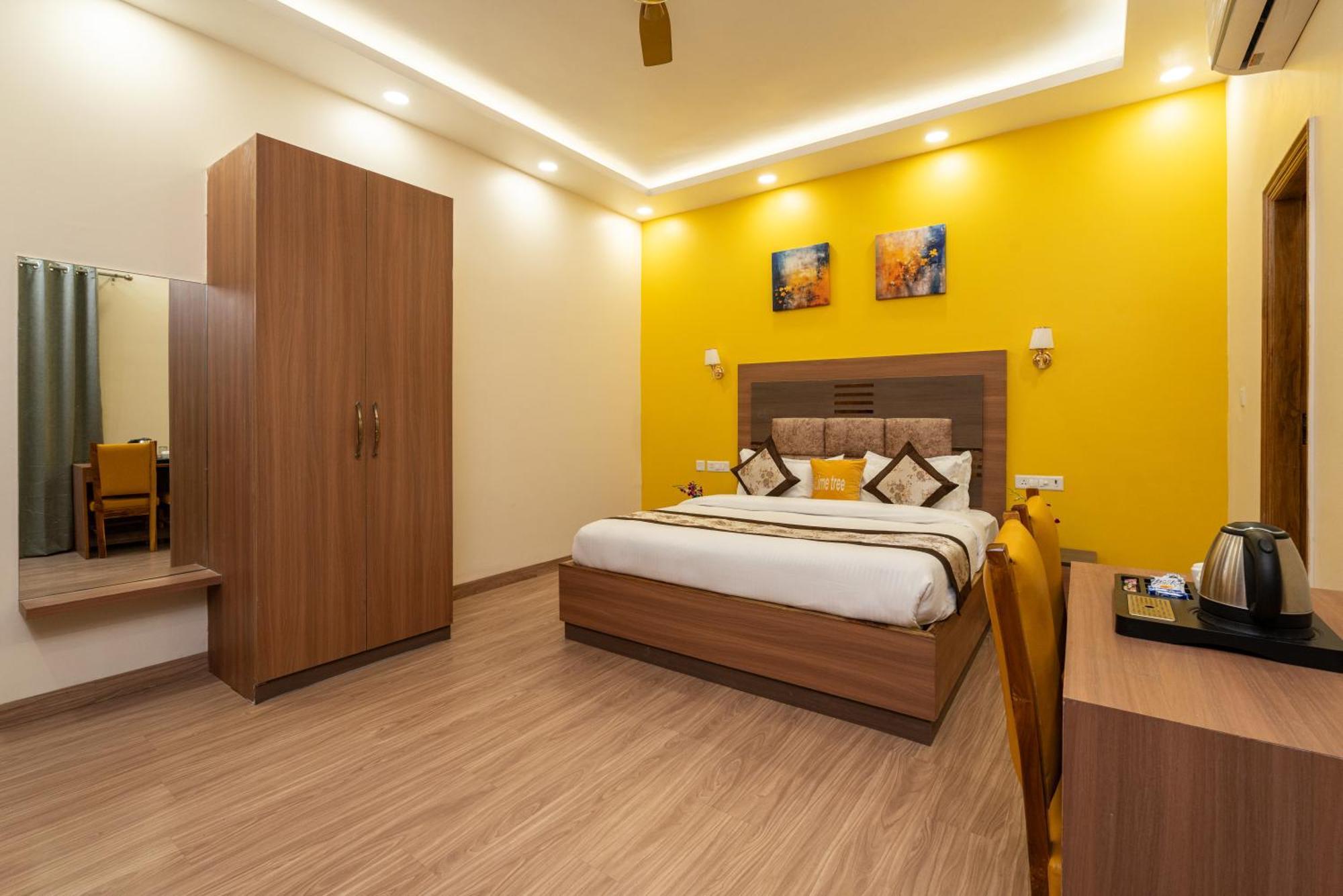 Lime Tree Hotel & One Bhk Serviced Apartment Noida - Sector 50 Metro Kültér fotó